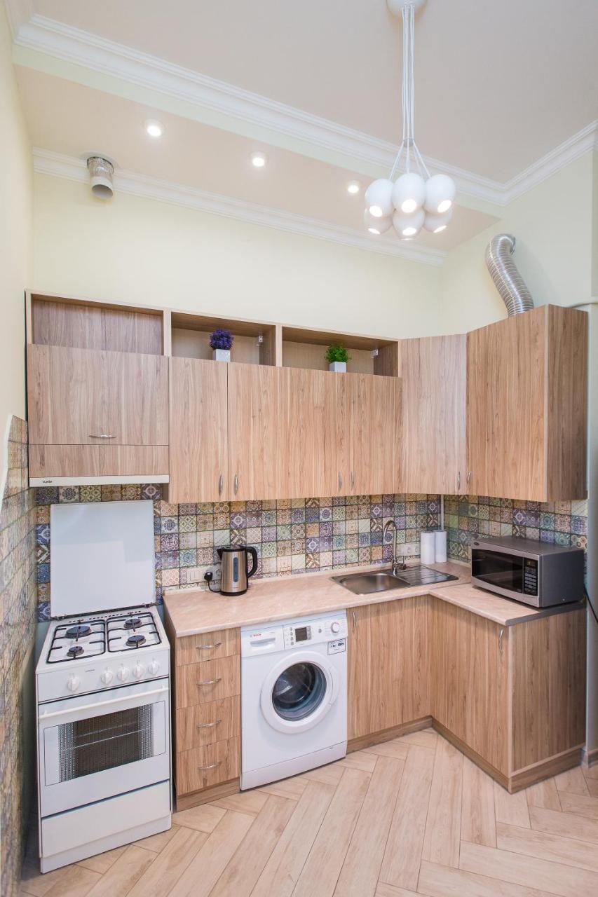 Apartamento Avangard On Sholom Aleikhem St 7 Apart Leópolis Exterior foto