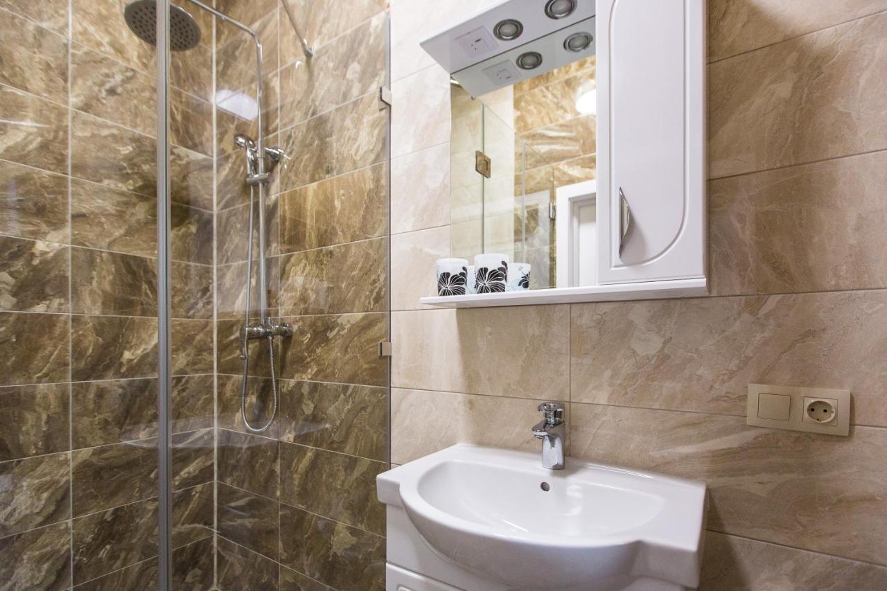 Apartamento Avangard On Sholom Aleikhem St 7 Apart Leópolis Exterior foto