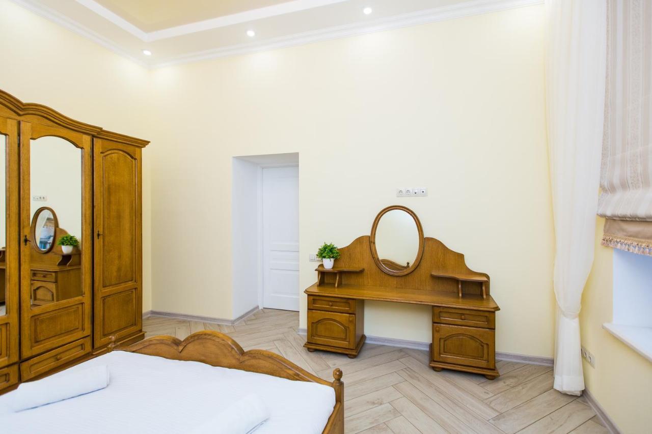 Apartamento Avangard On Sholom Aleikhem St 7 Apart Leópolis Exterior foto